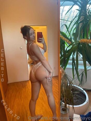 Full leaked Emma may  page private onlyfans photo