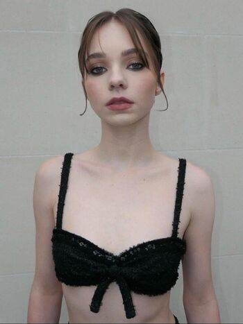 Full leaked Emma myers page private onlyfans photo