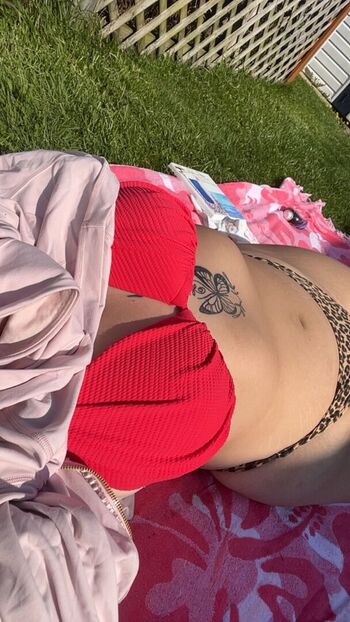 Full leaked Emmamaeh private onlyfans photo