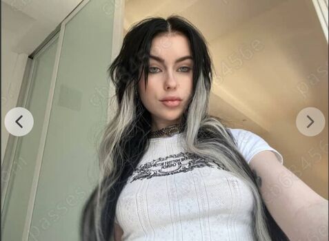 Full leaked Emmanorton private onlyfans photo