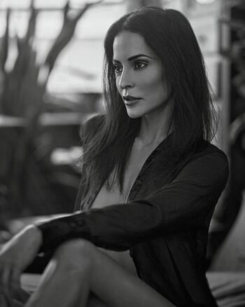 Full leaked Emmanuelle vaugier private onlyfans photo