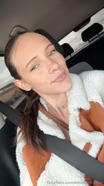 Full leaked Emmiejohnson private onlyfans photo