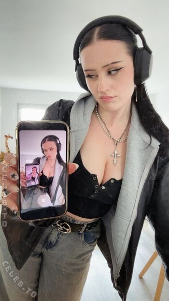 Full leaked Emmo ig private onlyfans photo