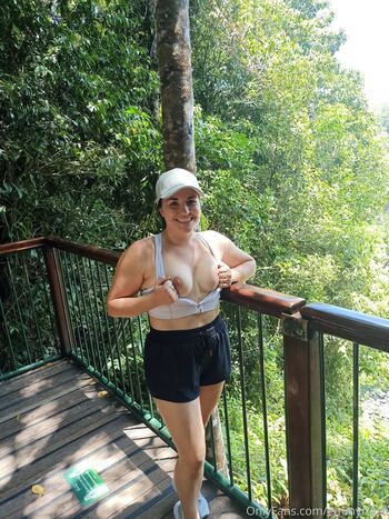 Full leaked Emmy rosa private onlyfans photo