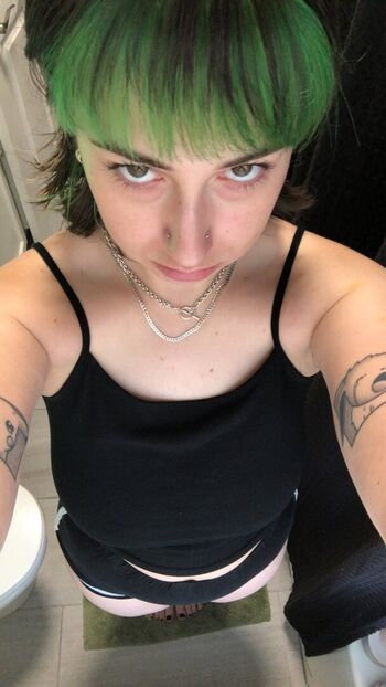 Full leaked Emocranberries private onlyfans photo