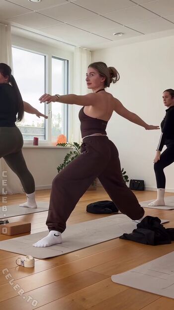 Full leaked Empresslaurasophie private onlyfans photo