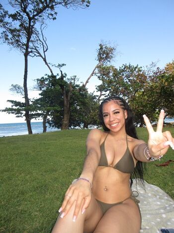 Full leaked Emsdollazzz private onlyfans photo