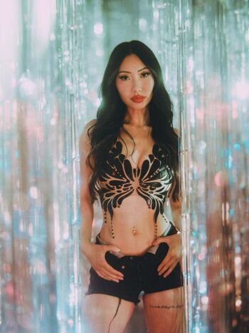 Full leaked Ena lor hmong private onlyfans photo
