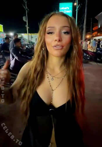 Full leaked Tabby catt/ private onlyfans photo