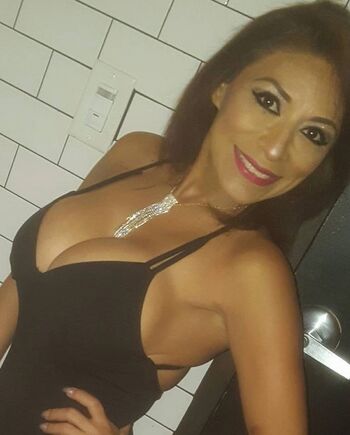 Full leaked Erikagurrion private onlyfans photo