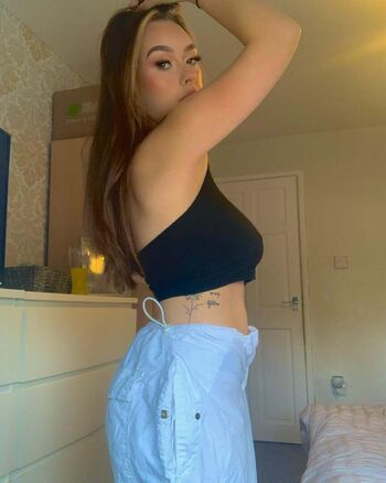Full leaked Erin crow private onlyfans photo