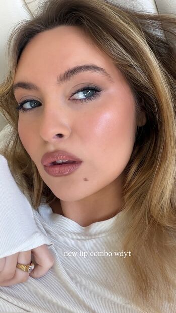 Full leaked Erinmhk page private onlyfans photo