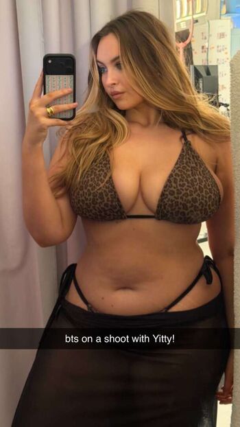 Full leaked Erinmhk page private onlyfans photo