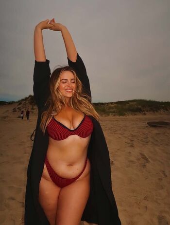 Full leaked Erinmhk private onlyfans photo