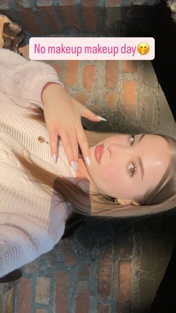 Full leaked Erta subashi page private onlyfans photo