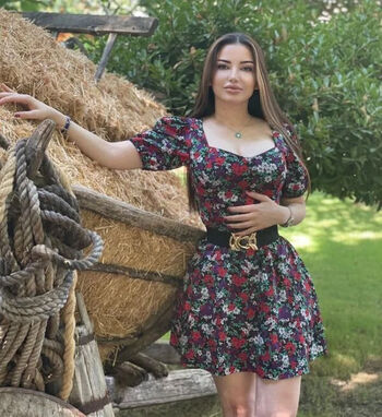 Full leaked Esra ezmeci private onlyfans photo