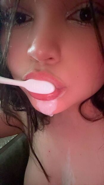 Full leaked Eternallyaliceee private onlyfans photo