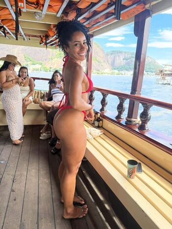 Full leaked Eumarinaramelo private onlyfans photo