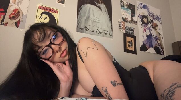 Full leaked Eupwhoreiia private onlyfans photo