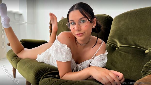 Full leaked Evevans private onlyfans photo