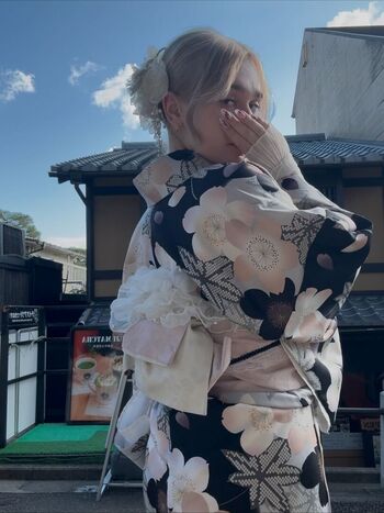 Full leaked Evahakalba private onlyfans photo