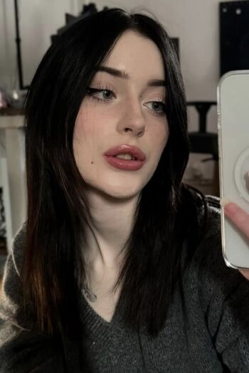 Full leaked Evalunna private onlyfans photo