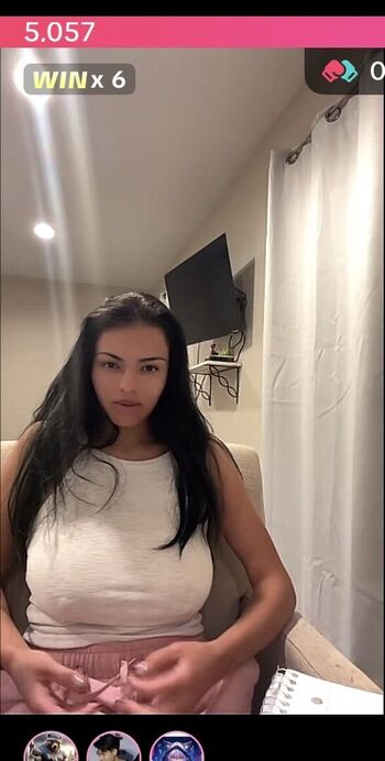 Full leaked Evalynn ruiz private onlyfans photo