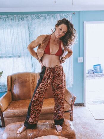 Full leaked Evangeline lilly private onlyfans photo