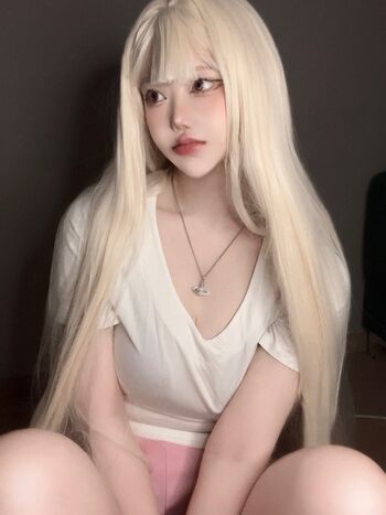 Full leaked Evawishx  page private onlyfans photo