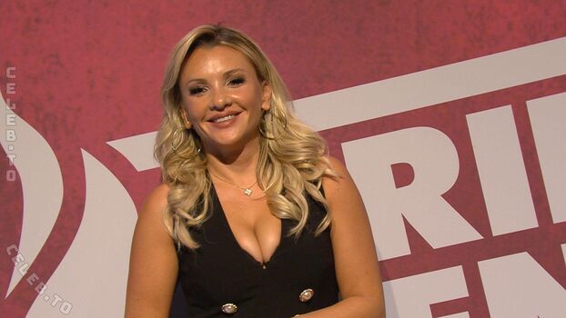 Full leaked Evelyn burdecki private onlyfans photo