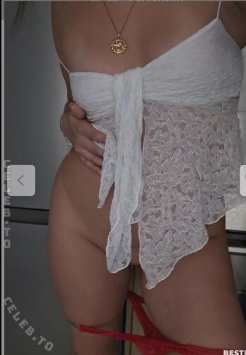 Full leaked Evelynxka private onlyfans photo