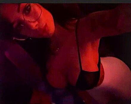 Full leaked Evelyyyn eve private onlyfans photo