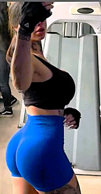 Full leaked Evelyyyn eve private onlyfans photo