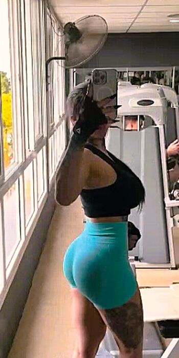 Full leaked Evelyyyn eve private onlyfans photo