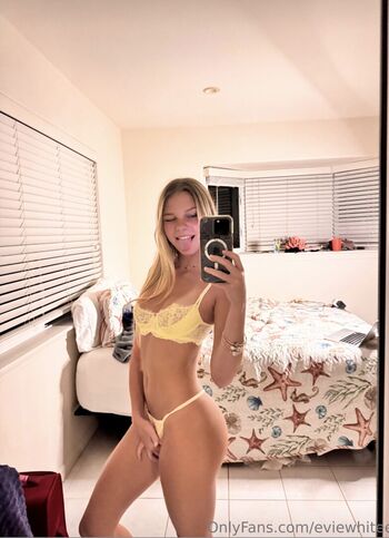 Full leaked Eviewhiteee private onlyfans photo