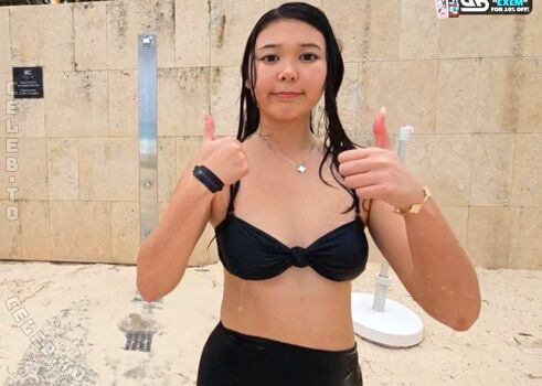 Full leaked Extraemily private onlyfans photo