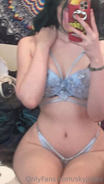 Full leaked Fairyfangsx private onlyfans photo
