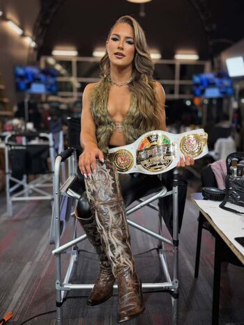 Full leaked Fallon henley page private onlyfans photo