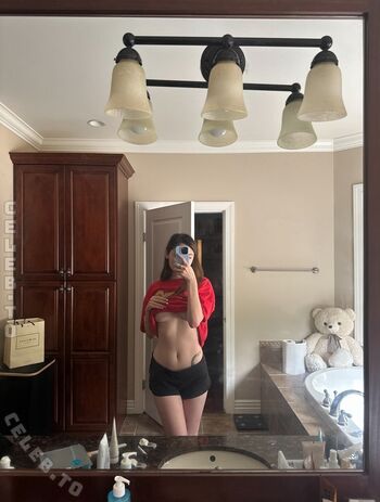 Full leaked Fanfan private onlyfans photo