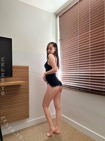 Full leaked Fanfan private onlyfans photo