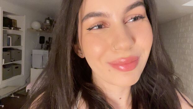 Full leaked Farohreacts private onlyfans photo