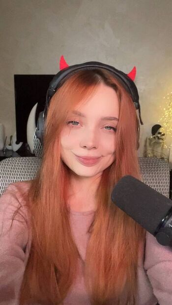 Full leaked Fasoollka private onlyfans photo