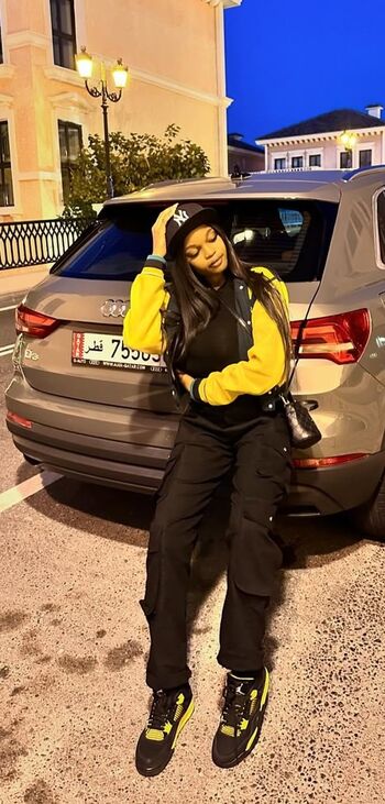 Full leaked Fatade bisola private onlyfans photo