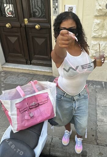 Full leaked Fatima cherie private onlyfans photo