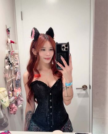 Full leaked Feicchiii private onlyfans photo