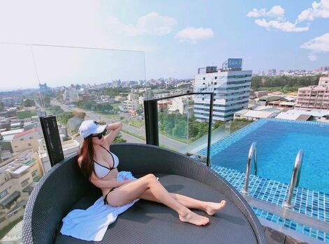 Full leaked Feifeihsieh page private onlyfans photo