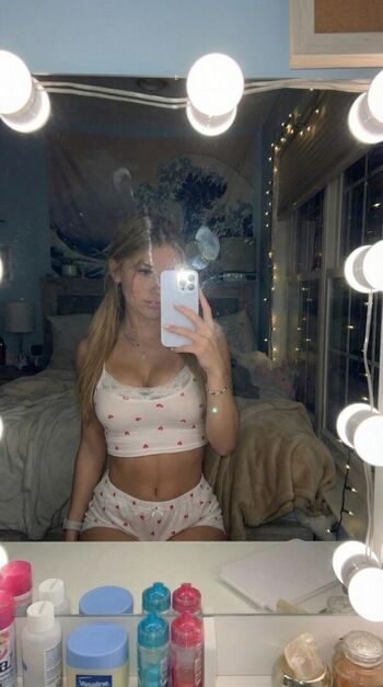 Full leaked Felicitysmoakk private onlyfans photo