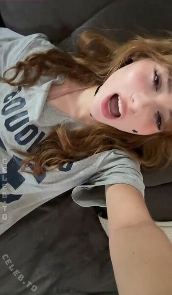 Full leaked Felinenyaa page private onlyfans photo