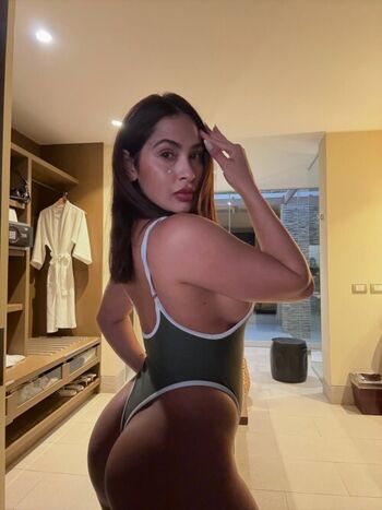 Full leaked Female blackcat private onlyfans photo