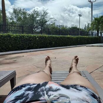 Full leaked Femboyraver private onlyfans photo